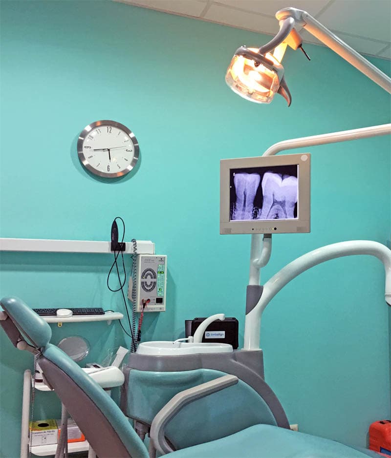 dentista en Oleiros